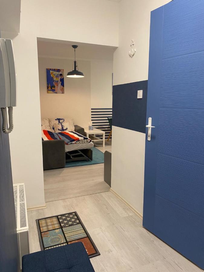Apartment Center 2.